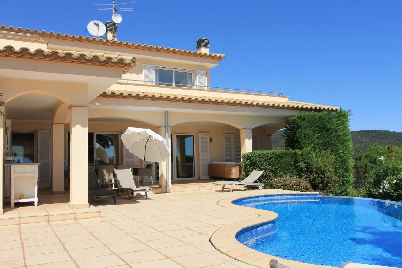 Villa Mediterranea กาลองเย ภายนอก รูปภาพ