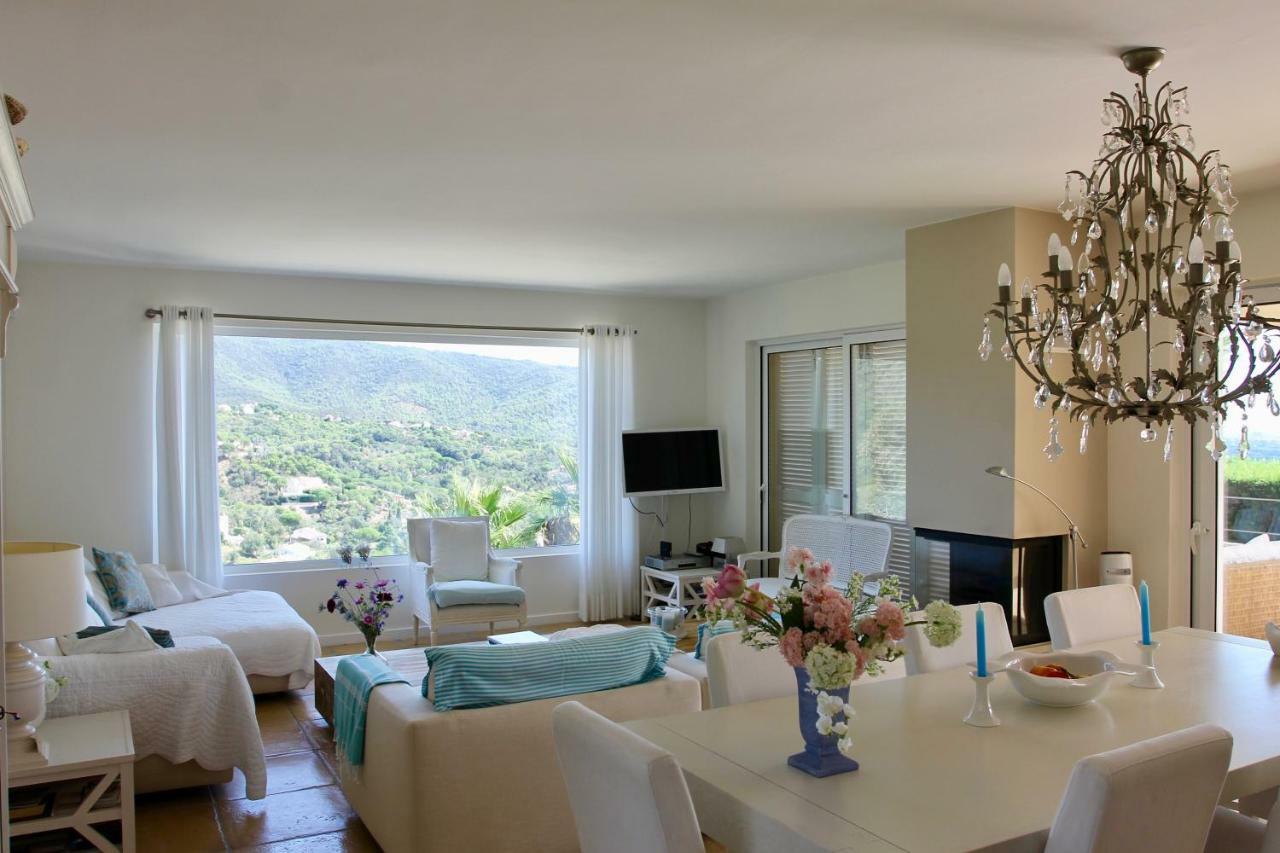 Villa Mediterranea กาลองเย ภายนอก รูปภาพ