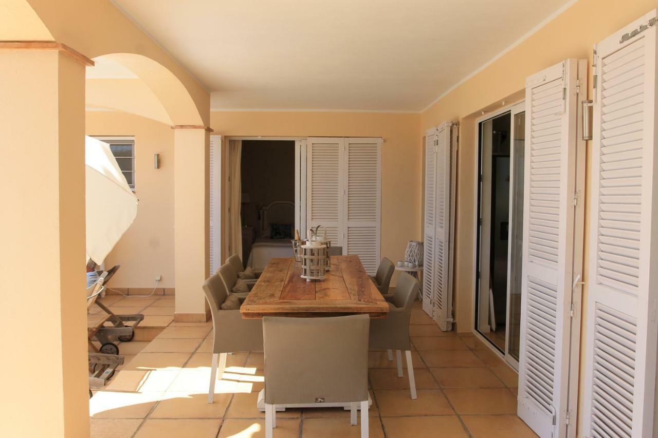 Villa Mediterranea กาลองเย ภายนอก รูปภาพ